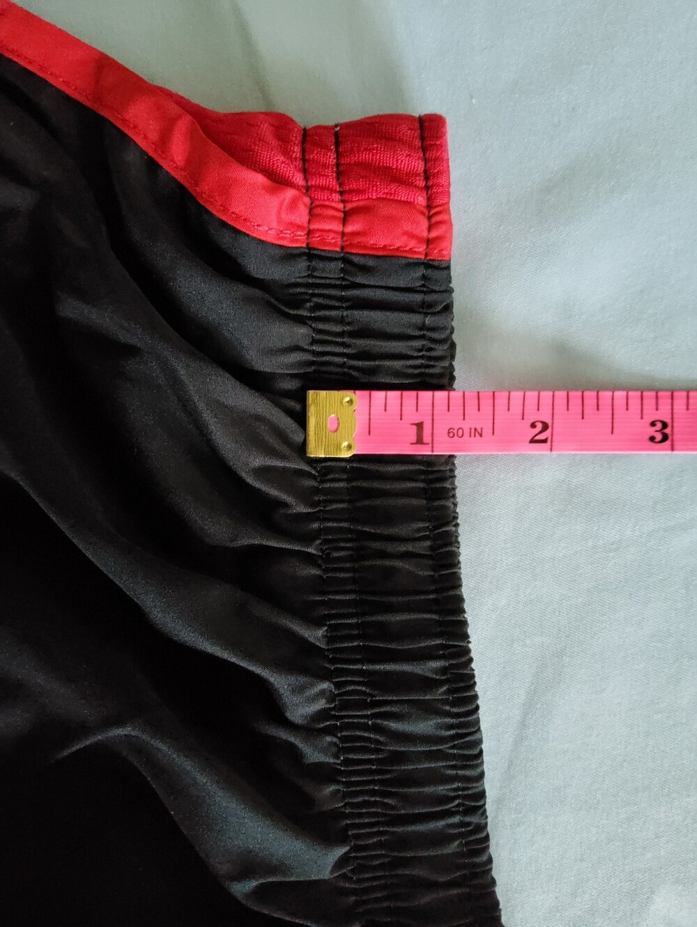 Vintage Black Shorts with White Lining and Black Drawstring - Picture 9 of 9